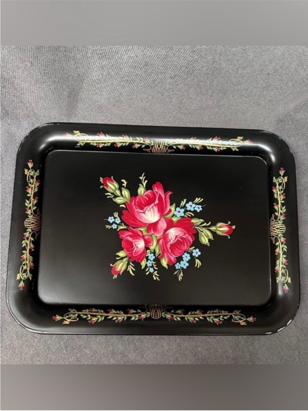 Vintage toleware black metal tray with red roses floral